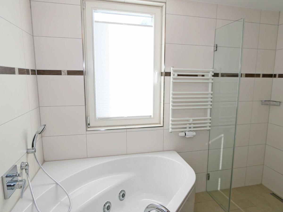 Strandvilla Baabe - Wg 12 Mit Meerblick, Kamin, Sauna, Whirlpool Dış mekan fotoğraf